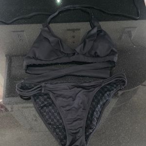 Matching black bikini set!